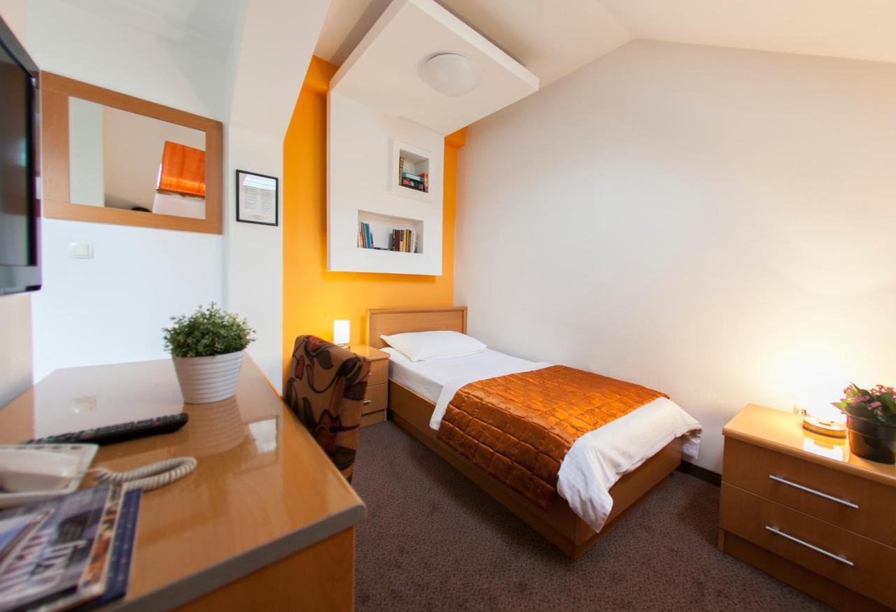 Hotel Boutique 36 Sarajevo Phòng bức ảnh